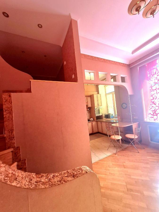 Apartamento Центр, Євгена Коновальця, 3 Lutsʼk Exterior foto